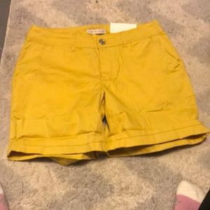Mustard yellow bnwt shorts